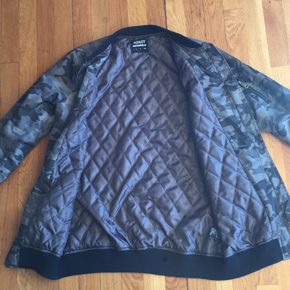 Jacket - Picture 2 of 2